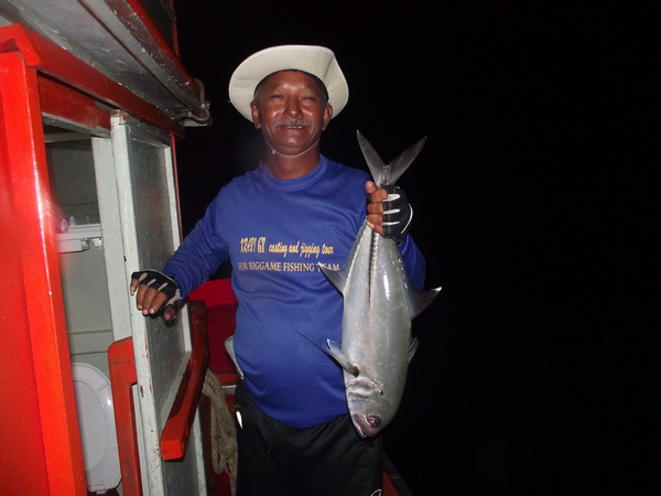 โกเล็กกับปลากะมงตาแดงครับ :cheer: :cheer: :cheer: :cheer: