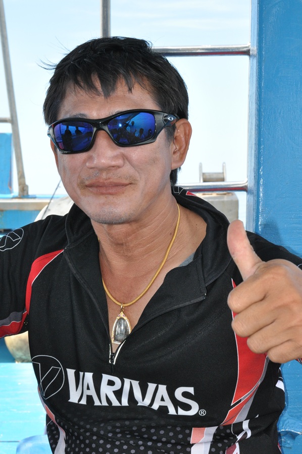 งานนี้ เฮีย หล่อ มากๆๆๆๆ ครับ  :cool: