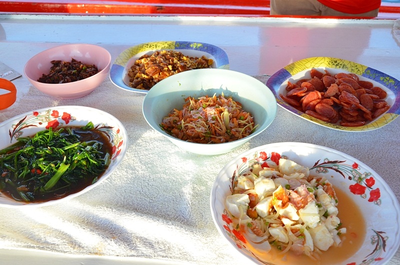 ..............................ข้าวต้มมื้อเช้า
[q][i]อ้างถึง: arrt_krabi posted: 25-12-2555, 12:22:1