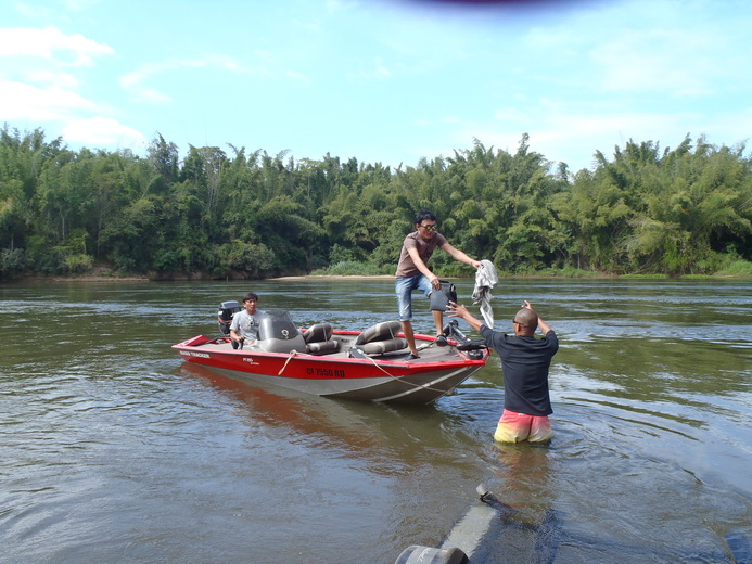 เรือไม่ได้ใช้มาหลายเดือนไปลองกับพี่อู๊ดก่อนครับว่ายังใช้กานได้เหมือนเดิมรึเปล่า :blush: