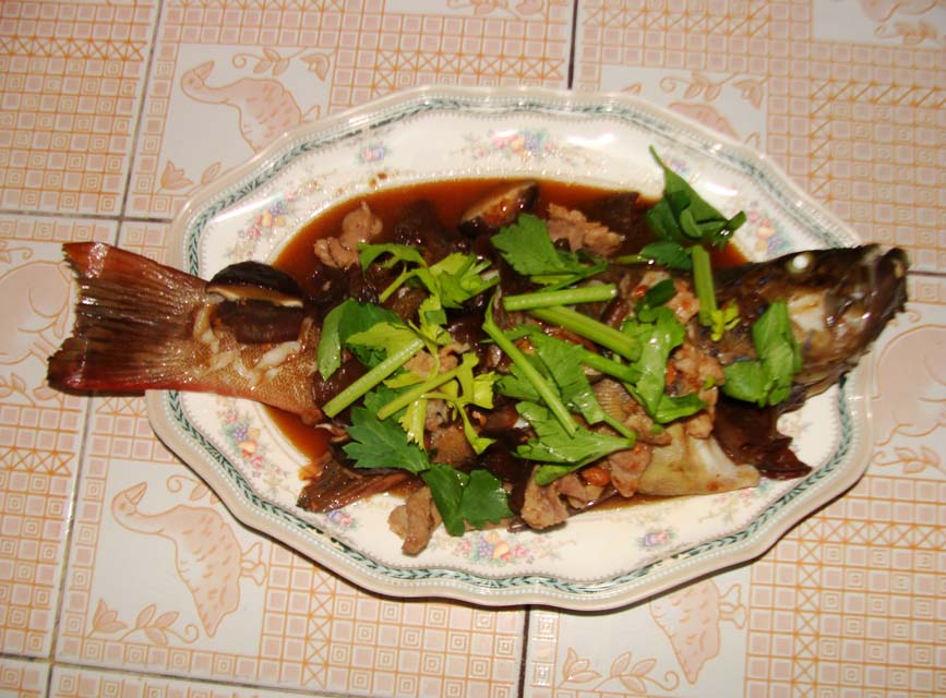 เก๋ากุดสลาด ออกมาเป็นอย่างนี้ครับ  :umh: :umh: