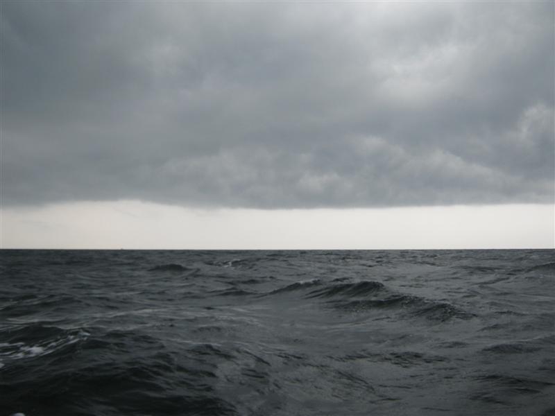 ฝนก็ตามมมมมมมมมาติดตรูดดดดดดดแต่เพ่ขาใหญ่ตรู  เจือกมีอารมณ์ทรอลลิ่งอีกกก :laughing:
