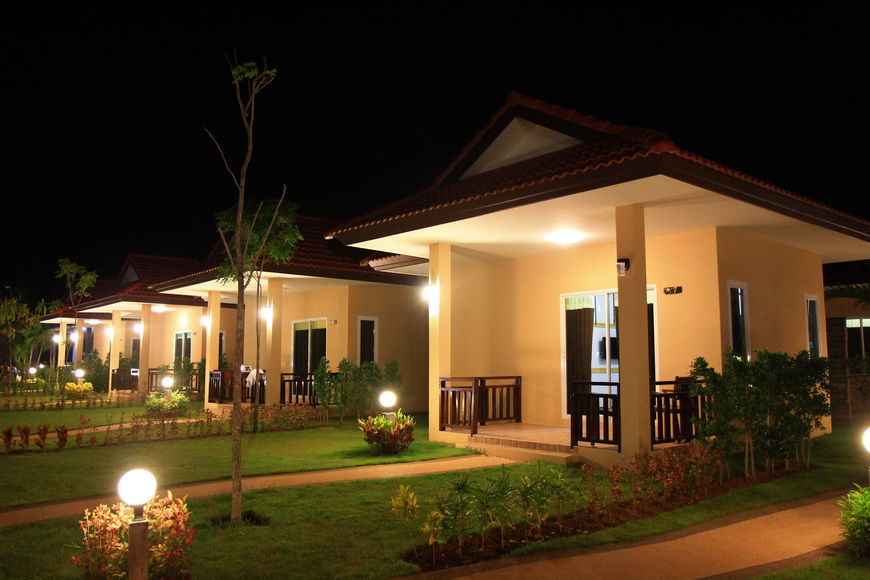 [q][i]อ้างถึง: คนหลวง posted: 07-01-2556, 19:55:35[/i]

ตามชมตามเชียร์ครับ ภาพสวยมากๆๆๆ :cheer: :c
