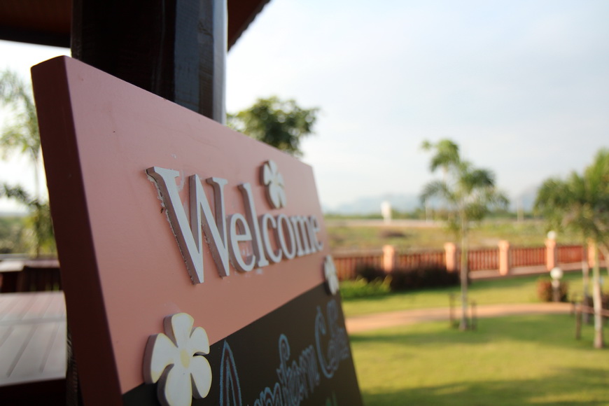  [b]Breakfast at สามร้อยยอด[/b]  :cheer: