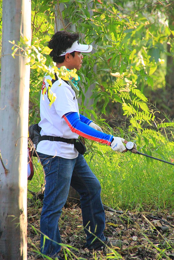 เลิกทะเละกับยูคาก้ไปประกบพี่จุ่นเลยน่ะ เชื่อมือโต้ว่ะ :laughing: :laughing: :laughing: :laughing: