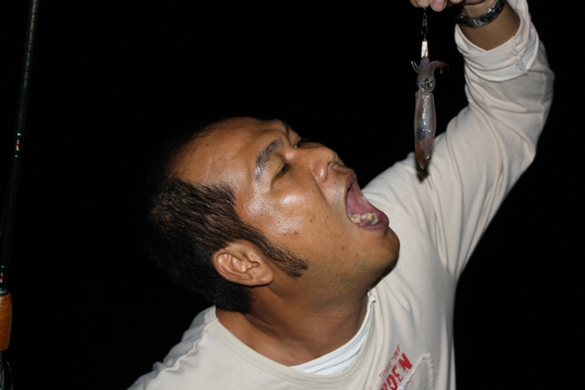 น้าน...จะเล่นแบบไม่ต้องผ่านกระบวนการแปรูปเลย

... :laughing: :laughing: :laughing: :laughing:...