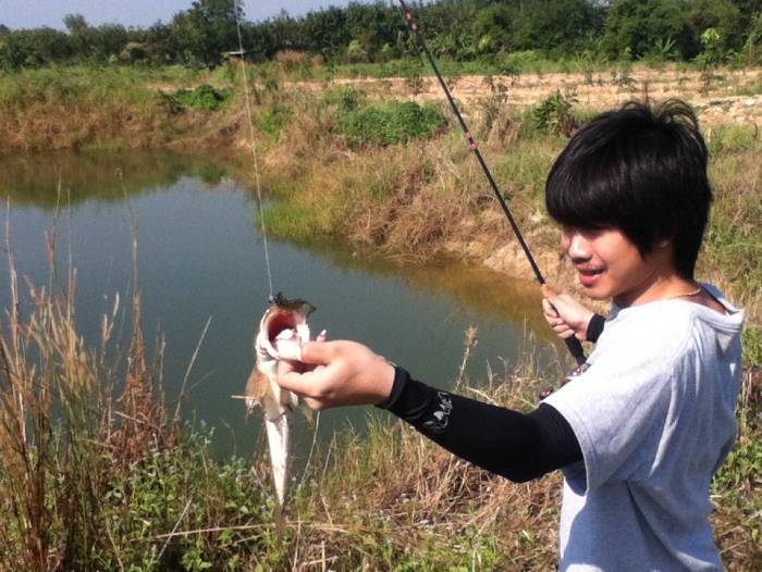  [b]ช่วงนี้ไม่รู้เป็นอาไรถูกชะตากับเด็ก[/b] :laughing: :umh:
