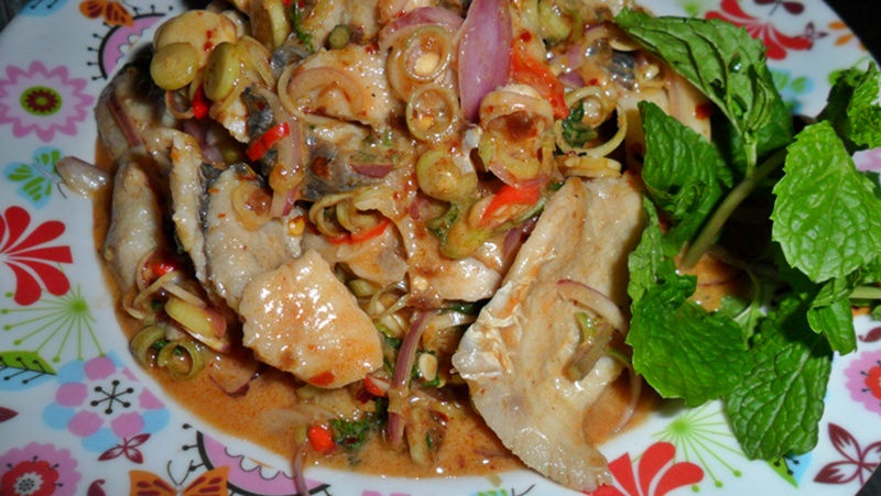    ตักใส่จานเลย......หน้ากินไหมหละคร้าบบบบบ :umh: :umh: :umh: :umh: :umh: