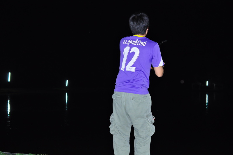 คืนวันเสาร์ ที่บึงสาธิต เช้าวันอาทิตย์ ที่ น้องเจน