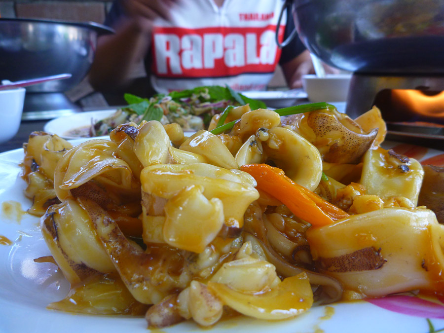  [center]หมึกหอมสดๆผัดไข่เค็ม :umh:[/center]
