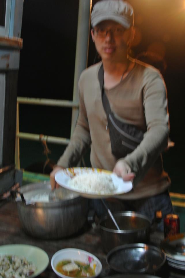 เอ้ารับจานข้าวไปด้วยคร้าบบบ :grin: