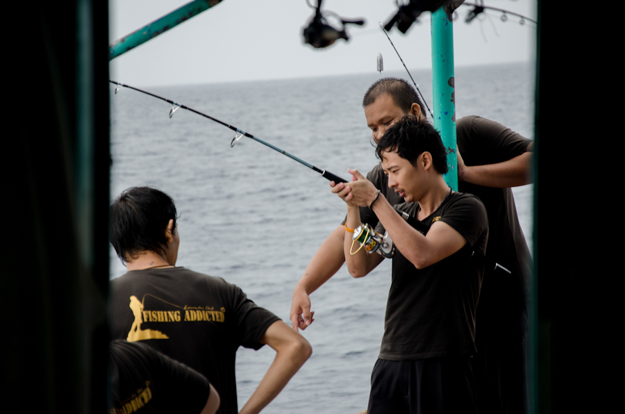  [b]หน้าเรือเอาอีกแล้ว[/b] :cool: :cool: :cool: :cool: :cool: