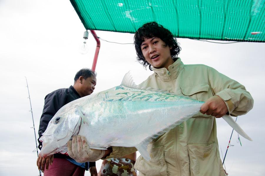  [b]ใหญ่ที่สุดในทริปเลยทีเดียว[/b] :cool: