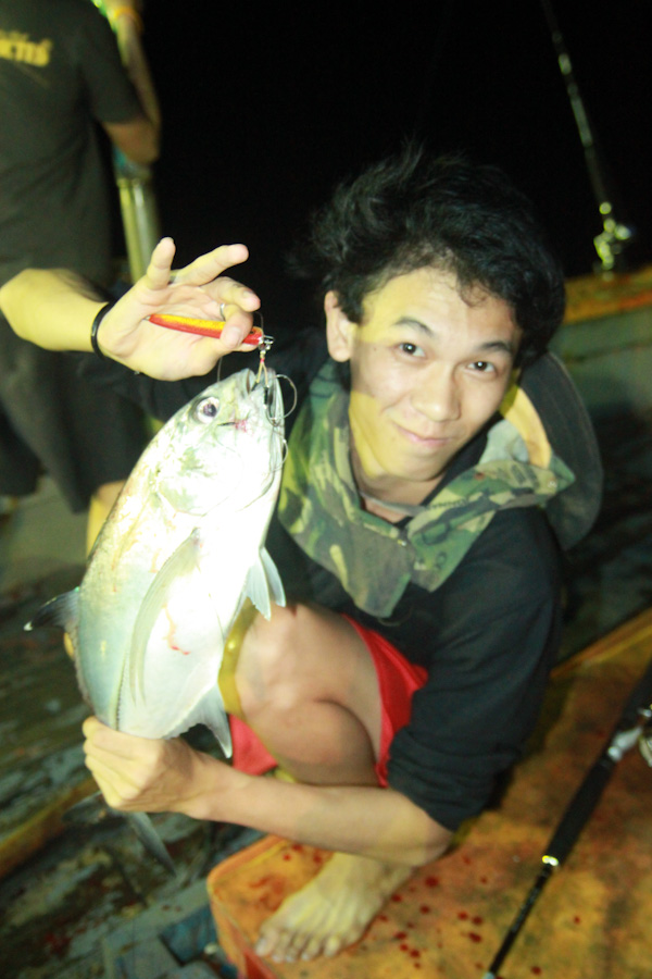  [b]ตามมาอีกๆ[/b] :cool:
