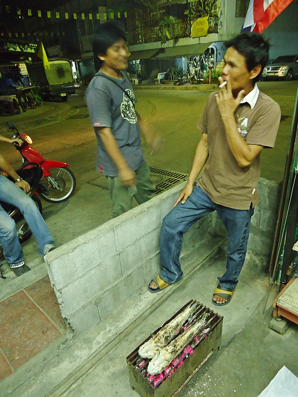 น้าอ๋า..แวะมา ครับผม !!!    :cool: :cool: :cool: