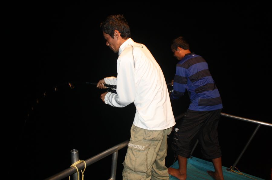 น้าบีกับน้าริน โดนทักทายพร้อมกันเลยครับ :laughing: :laughing: :laughing: