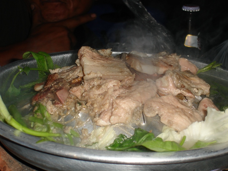 หมูย่างร้อนๆ