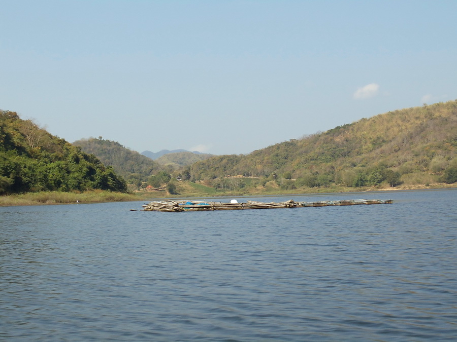 [q][i]อ้างถึง: FiShinGPex posted: 28-01-2556, 15:53:45[/i]


            +++++++1 ติดตามชมครับ[/q