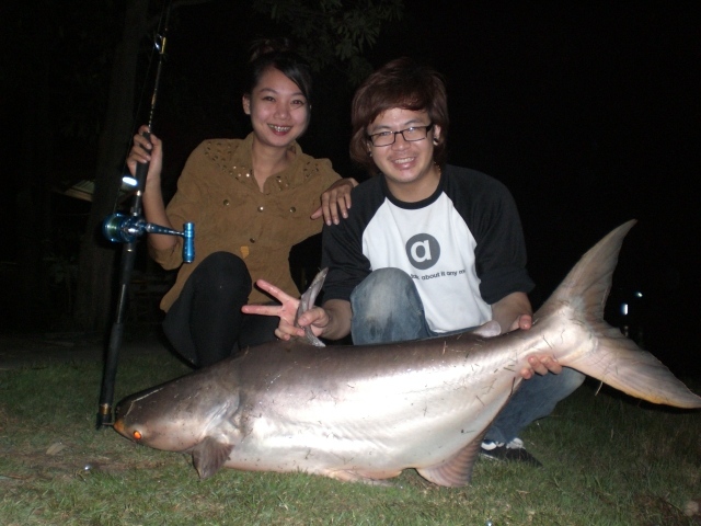 [q][i]อ้างถึง: เล็กสั้นวิเศษ posted: 28-01-2556, 20:42:53[/i]

 :love: :love: :love: :love: :love: