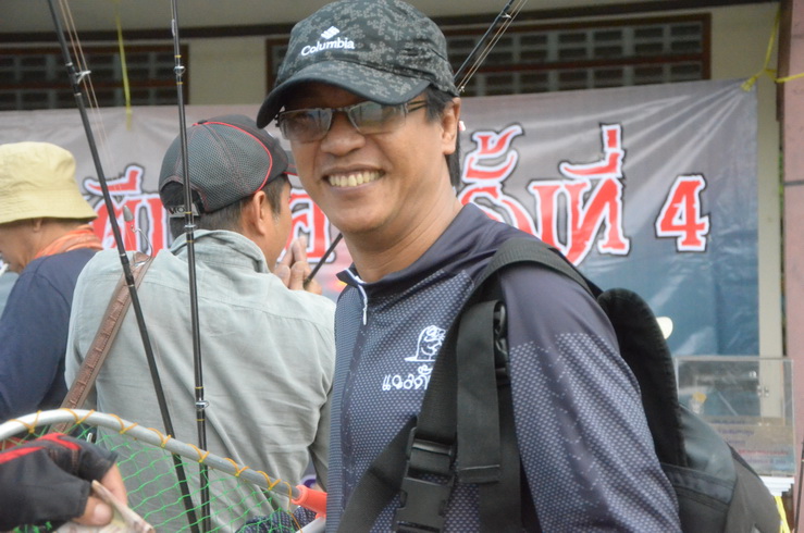 เพื่อนเลิฟ..ไม่พลาดเพราะแกช่วยกันปั้นมาตั้งแต่ครั้งที่ 1 ตีปลาบ่อบัว..555

แมวนัท ห้าหมื่น... :lau