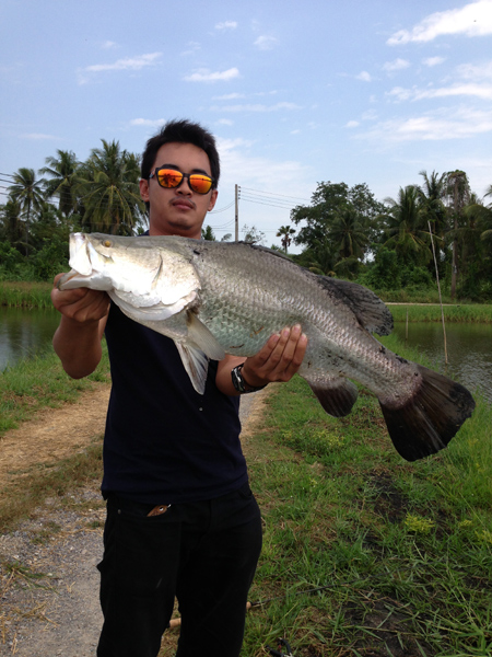 จัดไปหล่อๆซักรูปซิน้อง :grin: :grin: :grin: :grin: