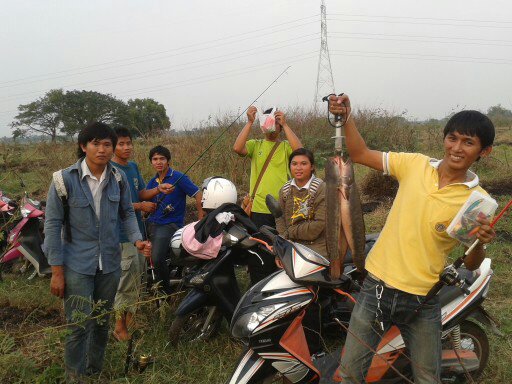 ทริบเล็กๆกะวันสบายๆของทีมงานเบ็ดบ่าซ้าย อยุธยา