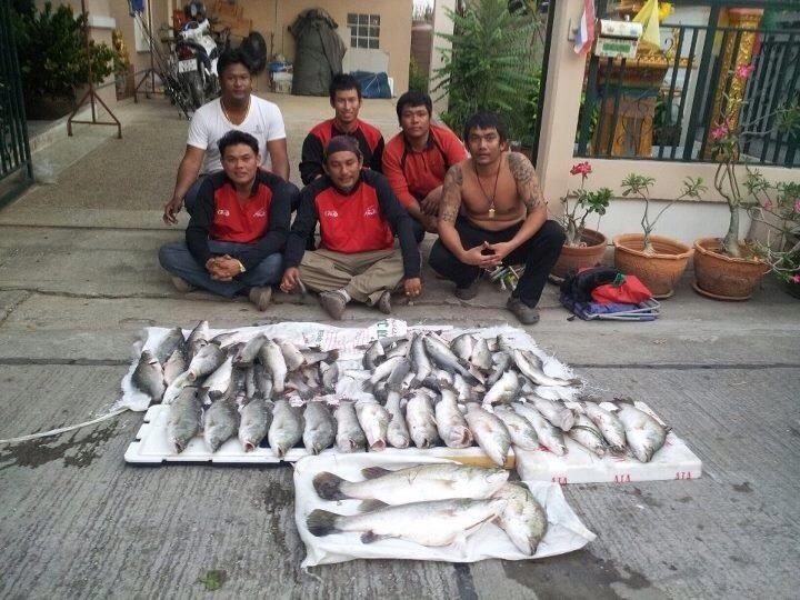 ทริปนี้ เป็นอะไรที่ สุดๆ กับ กระพงแปดริ้ว by Fake Fish team