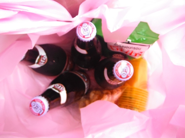 ขอกินน้ำก่อนนนะ หิวแล้ว :cheer: