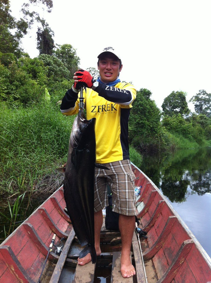 ZEREK RUBY CRANK  กับเค้าดำ ณ.แม่น้ำประเทศมาเลย์เซีย
