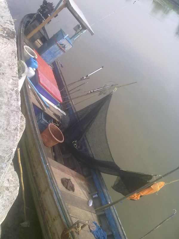  :love:เรือลอยมาแล้วคับ :love: :love: :love:

เตรียมตัวออกกัน :love: