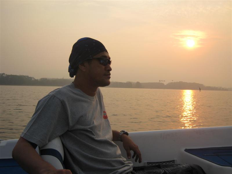[q][i]อ้างถึง: tuna99 posted: 04-02-2556, 20:07:30[/i]

เรือสวยมากครับน้าบอย :love: :love: :love: 