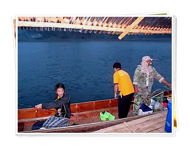 ไต๋ อุ้ม (ไต๋คนนี้ เข้าหมายเงียบมากๆ..เพราะใช้มอเตอร์ไก เดินเข้า)
 :laughing: :laughing: :laughing: