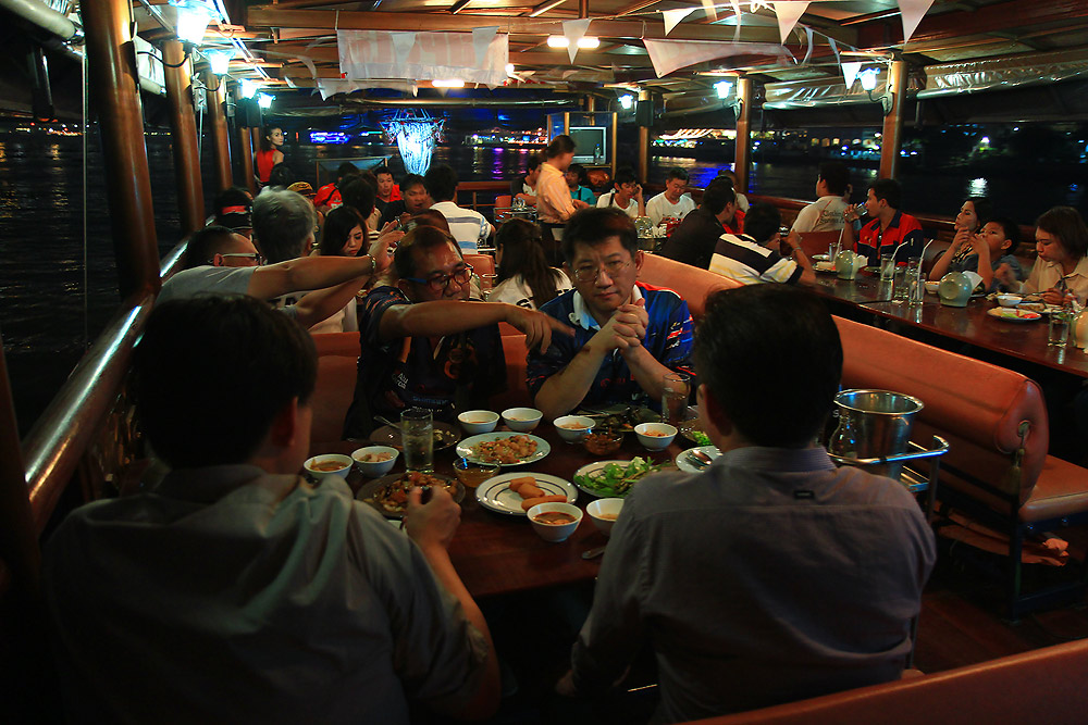 ++ยังเก็บบรรยากาศไปเรื่อยๆ :laughing: