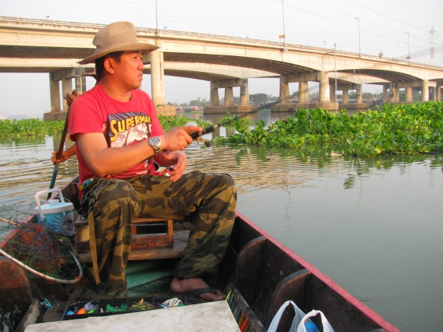 ขออภัยที่ให้รอนาน งานเข้าครับ :prost:
มาต่อกันเลยครับ