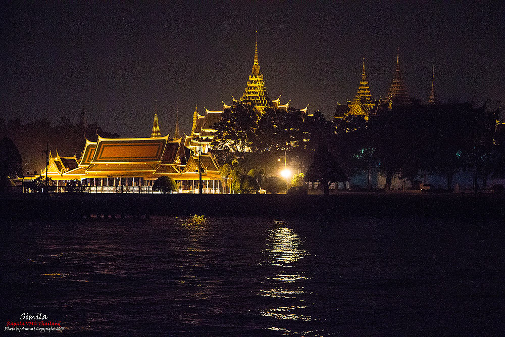 ++อย่างเช่นว่า ตอนนี้กำลังผ่านวัดพระแก้ว..แล้วครับ :grin: :grin: :grin: