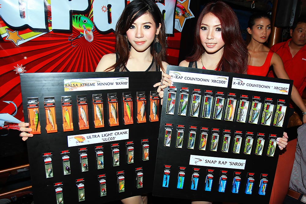 ++จัดให้ดู เหยื่อรุ่นใหม่ของ ราพาล่า ปี 2013  ชัดๆอีกสักรูป :grin: :grin: