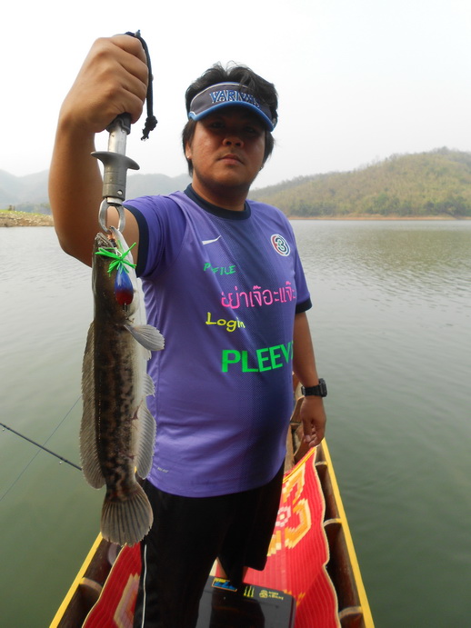 วันนี้แค่นี้ก่อนนะคับ ยังมีรูปของเรือ อีกลำ ขอไปย่อภาพก่อนนะคับ
ยังมีทีเด็ด พรุ่งนี้มาต่อนะคับ รูปม