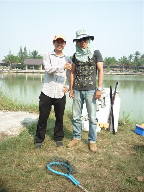                     เล้งขอถ่ายรูปคู่กันสักรูปไม่ได้ถ่ายคู่กันนานแล้ว  :smile: