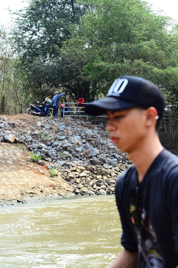 ป้าเค้าก็พูดเกินไป ส่วนฝั่งนู้นก็เริ่มเม้าส์กันเเล้ว :laughing: