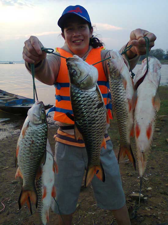 ช่างลี่ กะ ช่างเล็ก เค้าบอกว่า ผมไม่เยอะหรอกแต่ผมใหญ่ :laughing: :laughing: :laughing: