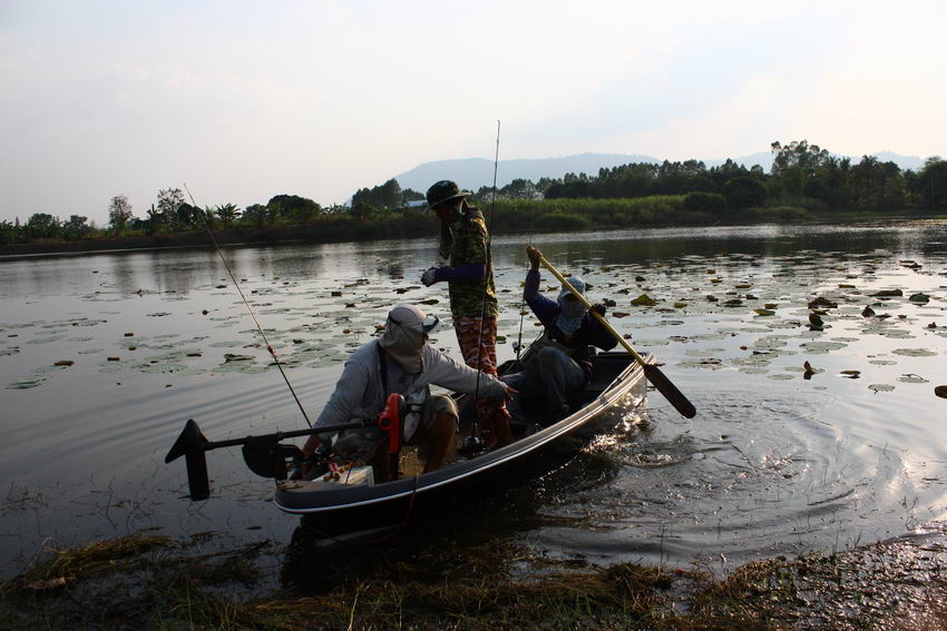 [q][i]อ้างถึง: fishingjoke posted: 21-02-2556, 09:57:47[/i]

 :cheer: :cheer: :cheer: :cheer: :che