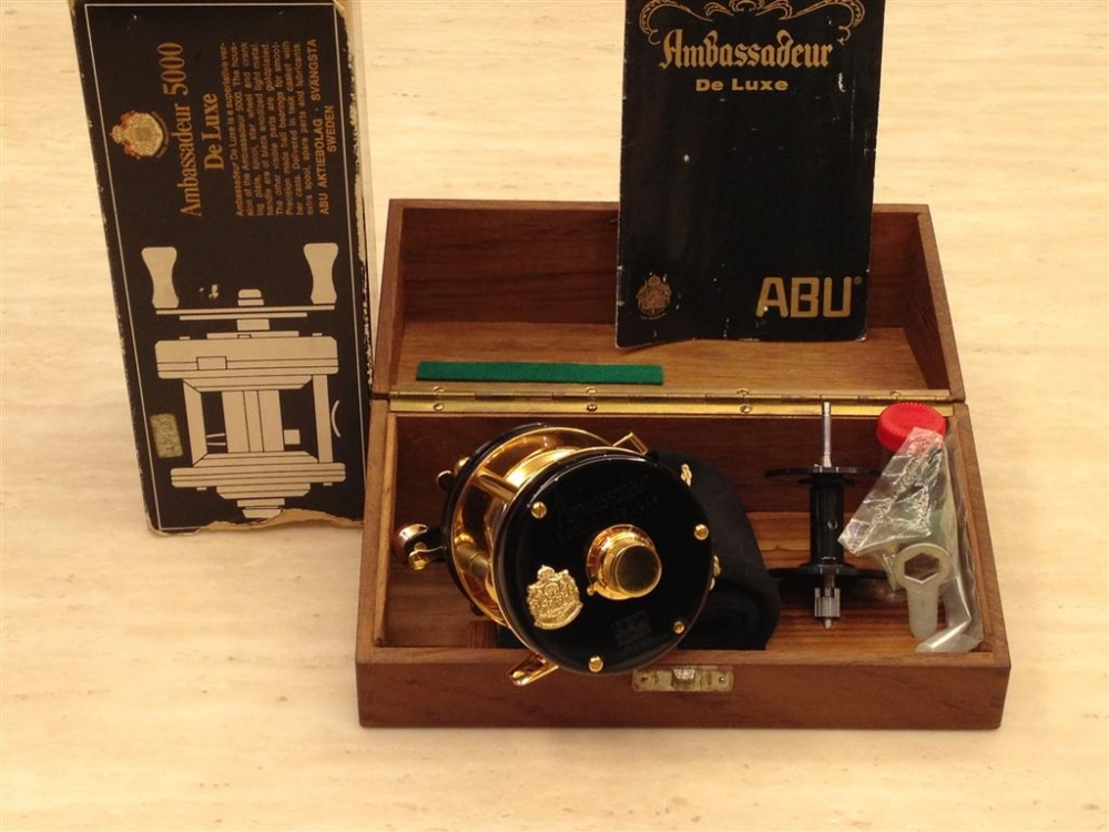 ตัวนี้เป็นรอก Vintage ตัวแรกที่ผมซื้อครับ 5000C De Luxe 