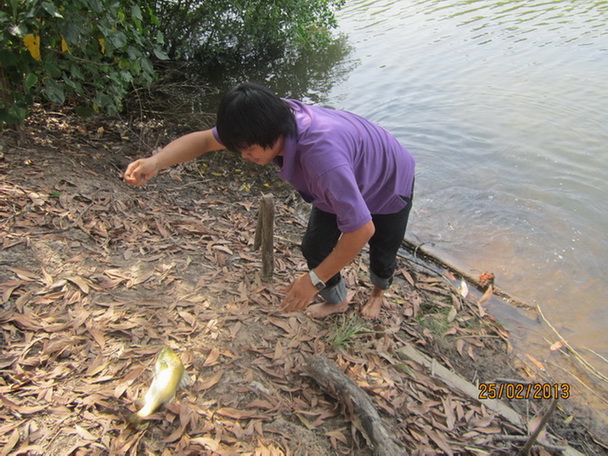 มาแล้ว ตัวนี้กินเบ็ดมือ :laughing: :laughing: