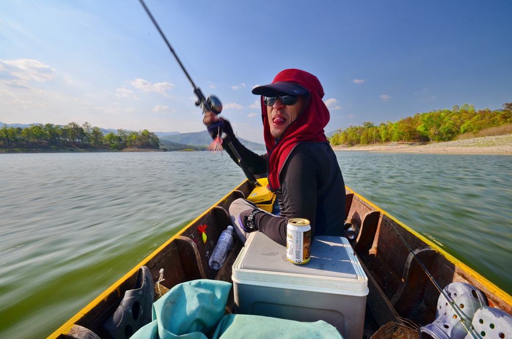 ครึ่งแรก เย็น อีน้าแอบแซ่บ ลงกับผมบอก ชวนกันไปตี จิบ นั่งเรือคนเดียว บอกว่าเหงา..ไม่มีเพื่อนจิบ เอิ้