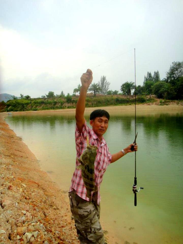 .............น้าสุนทร.....................กับไอ้เก๋าไซร์สวยๆ...................อัดกันแบบมันส์.......