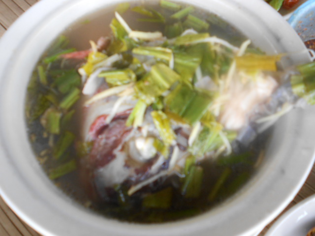 จัดต้มส้ม ส่วนหัวปลานิลซะ.....