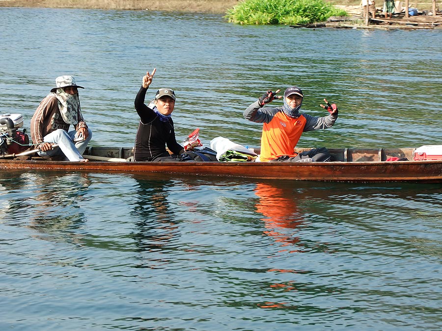 [b]อ้าว นั่นแน่ เรือลำของ น้านุ๊ย เข้ามาอีกลำแล้วครับ อิอิ[/b]
 :grin: :grin: :grin: :grin: :grin: 