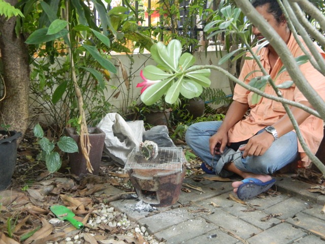 เปลี่ยนมือย่าง