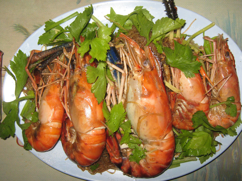 กุ้งอบวุ้นเส้นของผบ.และพวกพ้อง   :umh: :umh: