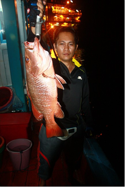  :cheer:..น้าโอ๋ จัดแดงเคี่ยวขึ้นมาอีกตัวครับ... :cheer: